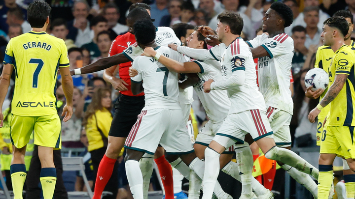 Kuriózny moment v LaLige! Vinicius po góle s červenou kartou, Barcelona stále bez straty bodu
